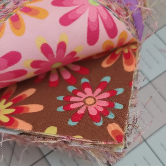 Floral Fabric Charm Pack Bundle - Picture 8 of 8